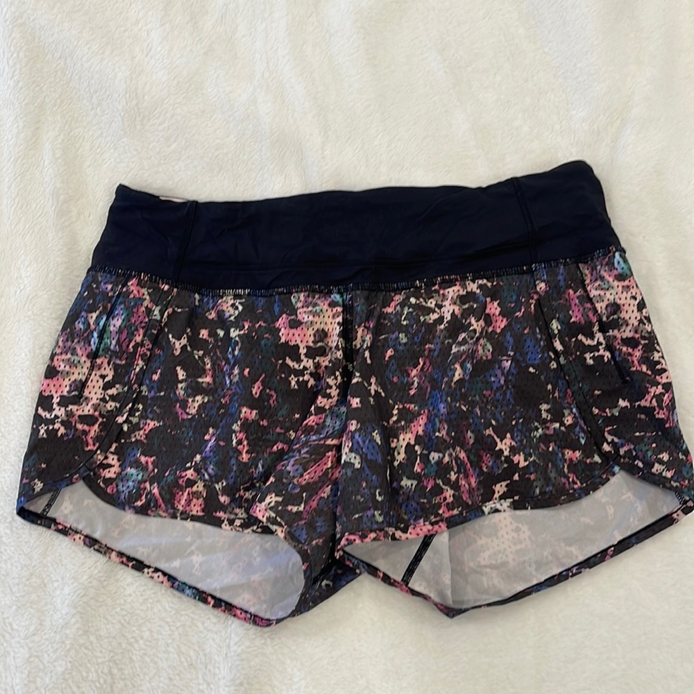 Lululemon shorts! Regular waist! Great condition! Size 8!